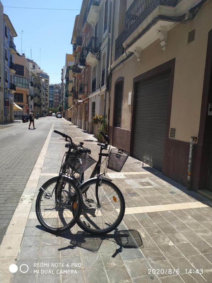 Apartamento La Roqueta completo en pleno centro Valencia Exterior foto